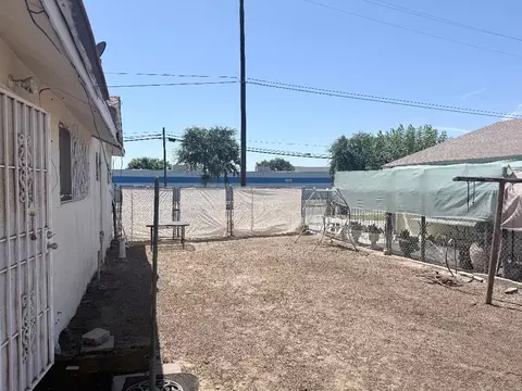 Exterior - 1348 Sanger Ave, Sanger, CA 93657 photo 5 of 7