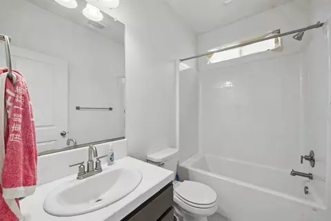 4178 Clavel Ave, Clovis, CA 93619 photo 21