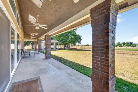 12228 Tollhouse Rd, Clovis, CA 93619 photo 48