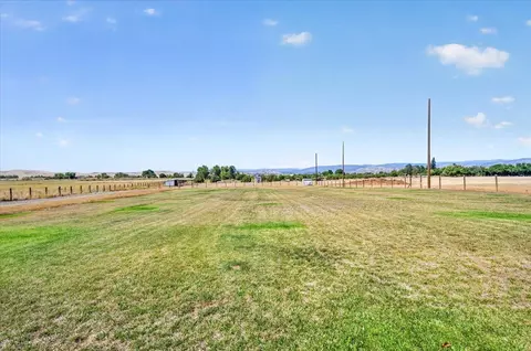 12228 Tollhouse Rd, Clovis, CA 93619 photo 54