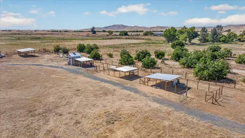 12228 Tollhouse Rd, Clovis, CA 93619 photo 61