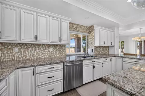 12228 Tollhouse Rd, Clovis, CA 93619 photo 18