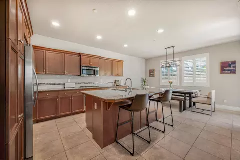 Kitchen - 3401 Alcove Way, Clovis, CA 93619 photo 1 of 4
