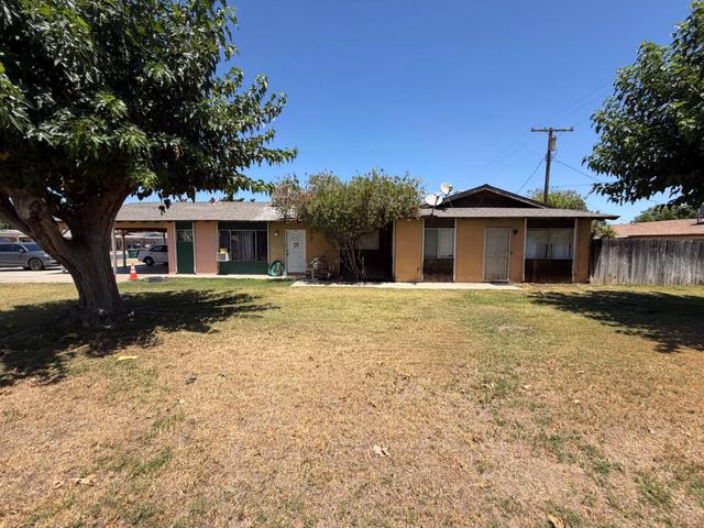 1991 Parker Pl, Hanford, CA 93230