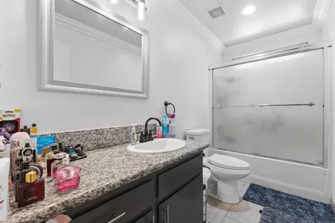 Bath - 13415 S Vanderburgh St, Caruthers, CA 93609 photo 1 of 2