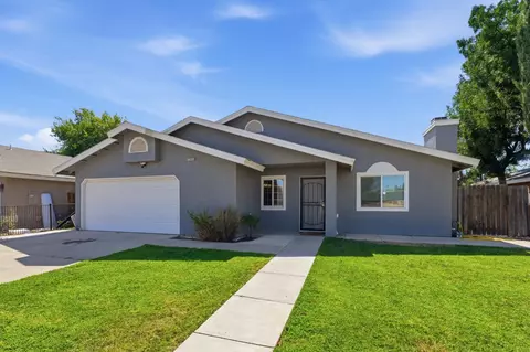 Exterior - 13415 S Vanderburgh St, Caruthers, CA 93609 photo 3 of 12