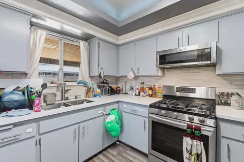 Kitchen - 13415 S Vanderburgh St, Caruthers, CA 93609 photo 4 of 4