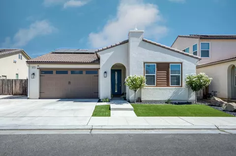 4113 Sussex Ave, Clovis, CA 93619 photo 1