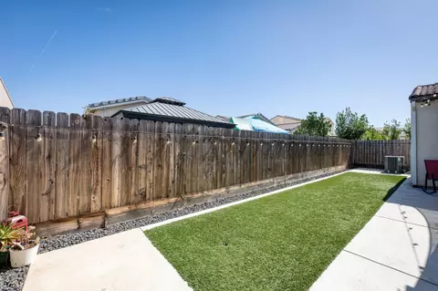 4113 Sussex Ave, Clovis, CA 93619 photo 34