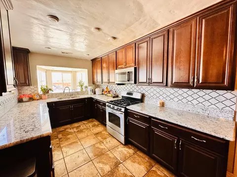 11236 E Herndon, Clovis, CA 93619 photo 1