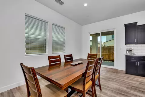 Dining - 253 Peters Rd S, Madera, CA 93636 photo 2 of 3