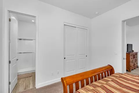 Bedroom - 253 Peters Rd S, Madera, CA 93636 photo 3 of 6