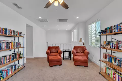 Entry Way - 253 Peters Rd S, Madera, CA 93636 photo 1 of 10