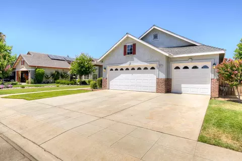 2671 Rall Ave, Clovis, CA 93611 photo 6