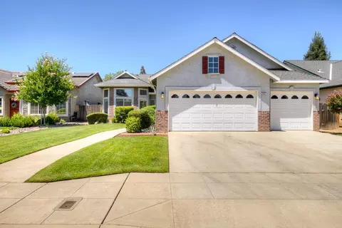 2671 Rall Ave, Clovis, CA 93611 photo 1