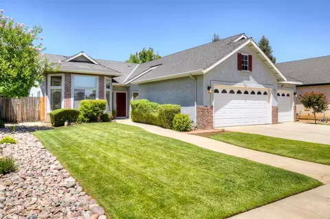 2671 Rall Ave, Clovis, CA 93611 photo 4