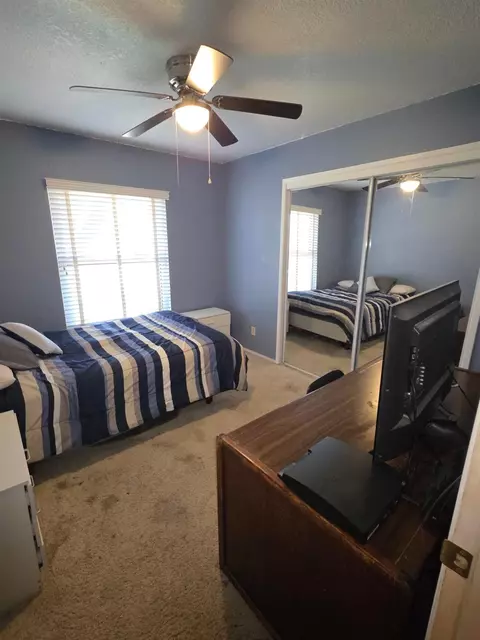 Bedroom - 2214 Holt Ave, Sanger, CA 93657 photo 1 of 5