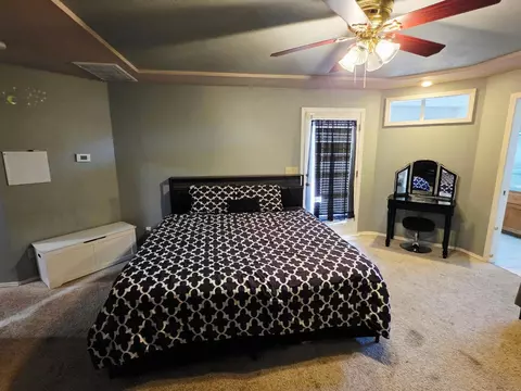 Bedroom - 2214 Holt Ave, Sanger, CA 93657 photo 4 of 5