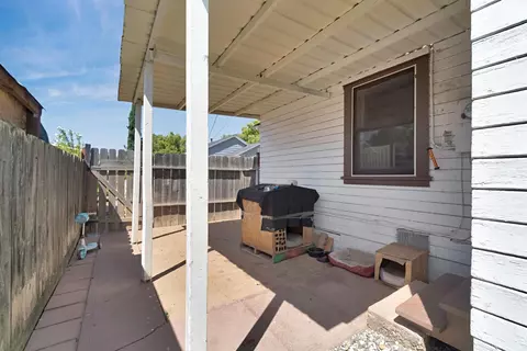 516 W 7th St, Madera, CA 93637 photo 21