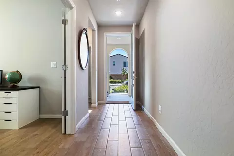 565 Traverse Dr S, Madera, CA 93636 photo 7