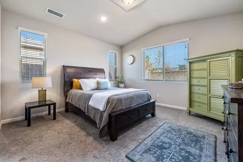 565 Traverse Dr S, Madera, CA 93636 photo 28
