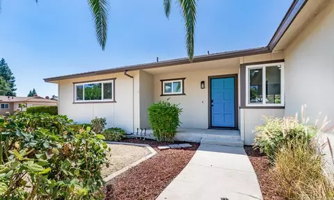 1644 Scott Ct, Clovis, CA 93611 photo 3