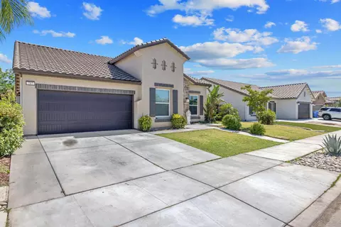 Exterior - 757 Strada St, Lemoore, CA 93245 photo 2 of 18