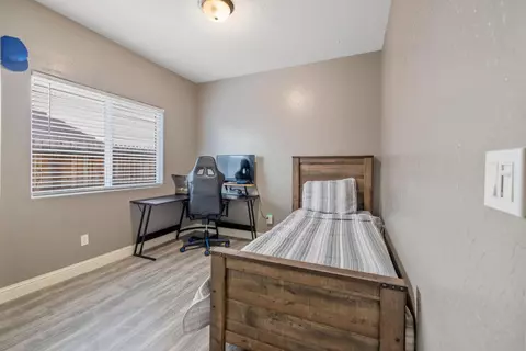 Other - 757 Strada St, Lemoore, CA 93245 photo 7 of 11