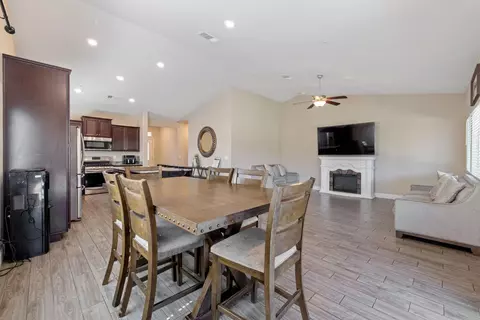 Dining - 757 Strada St, Lemoore, CA 93245 photo 1 of 1
