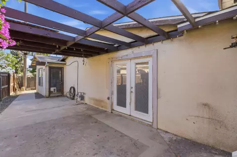 1165 E Malone St, Hanford, CA 93230 photo 23