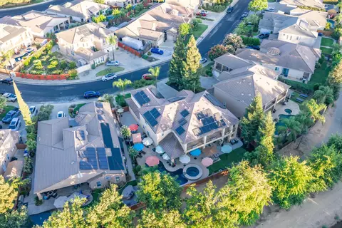 View/Area - 1720 N Filbert Ave, Clovis, CA 93619 photo 3 of 6