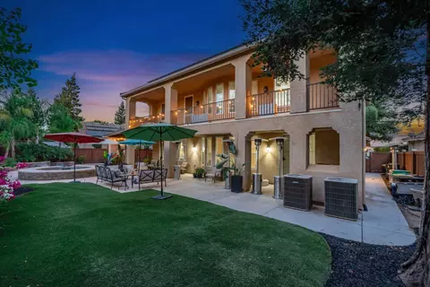 Exterior - 1720 N Filbert Ave, Clovis, CA 93619 photo 22 of 27