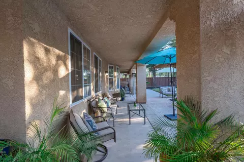 Exterior - 1720 N Filbert Ave, Clovis, CA 93619 photo 6 of 27