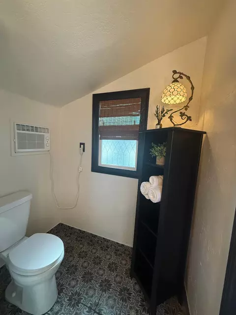 954 S 1st St, Kerman, CA 93630 photo 12