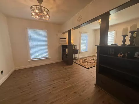 954 S 1st St, Kerman, CA 93630 photo 4