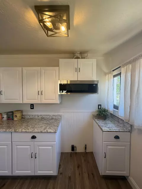 954 S 1st St, Kerman, CA 93630 photo 16