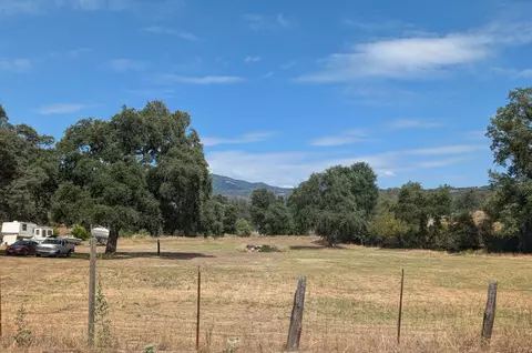 40300 Dunlap Rd, Dunlap, CA 93621 photo 3