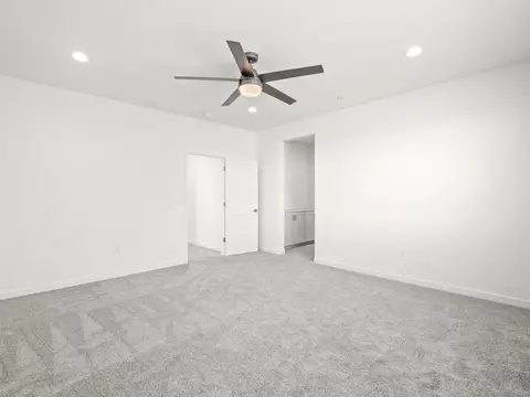 Bedroom - 4071 Braden Rd, Madera, CA 93636 photo 5 of 6