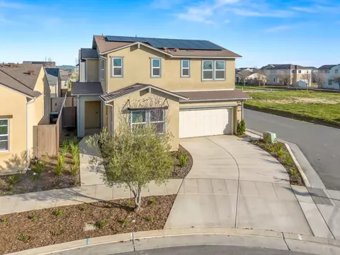 Exterior - 4071 Braden Rd, Madera, CA 93636 photo 2 of 7