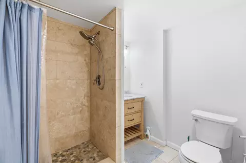 Bath - 445 E Princeton Ave, Fresno, CA 93704 photo 5 of 5