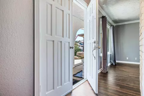 857 Los Altos Ave, Clovis, CA 93612 photo 6