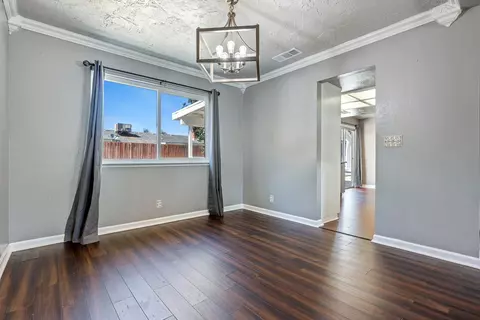 857 Los Altos Ave, Clovis, CA 93612 photo 13
