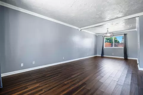 857 Los Altos Ave, Clovis, CA 93612 photo 8
