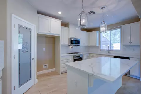 Kitchen - 485 Windmill Ct, Atwater, CA 95301 photo 3 of 4