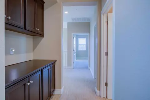 Entry Way - 485 Windmill Ct, Atwater, CA 95301 photo 4 of 6