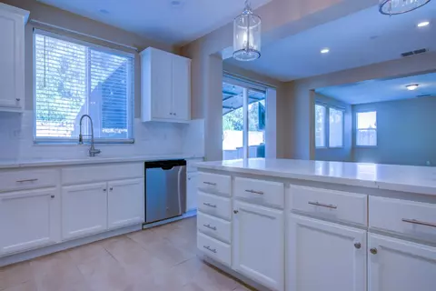 Kitchen - 485 Windmill Ct, Atwater, CA 95301 photo 2 of 4