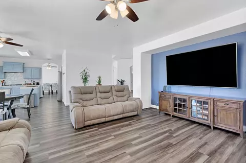 2768 Goshen Ave, Clovis, CA 93611 photo 9