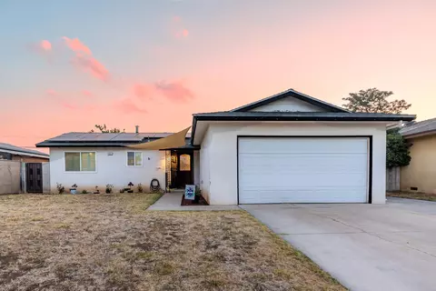61 W Rall, Clovis, CA 93612 photo 2