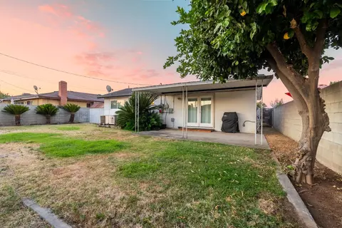 61 W Rall, Clovis, CA 93612 photo 22