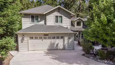 53885 Dogwood Creek Dr, Bass Lake, CA 93604
